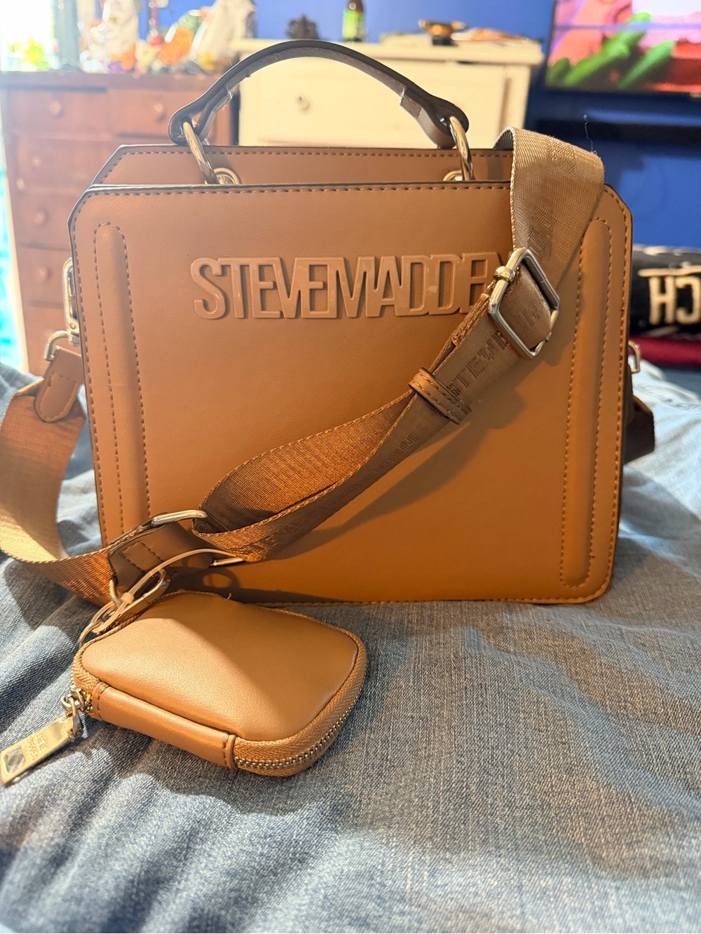 Steve Madden Chestnut Leather Messenger Crossbody with Detachable Pouch